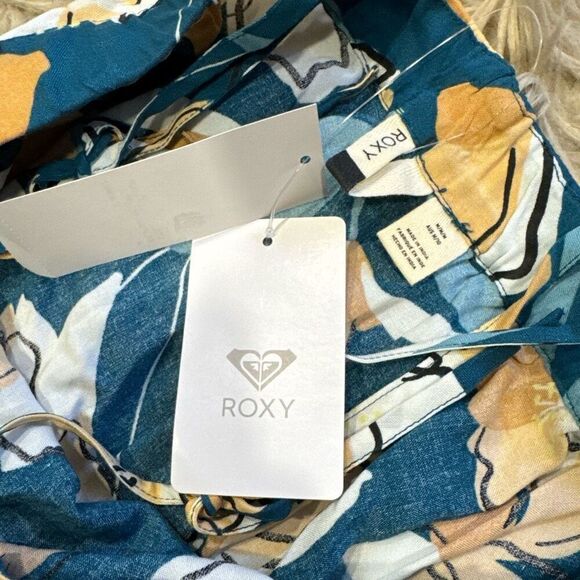 NWT Roxy Dress size medium - Picture 4 of 5